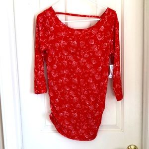 Old navy Maternity shirt NWT